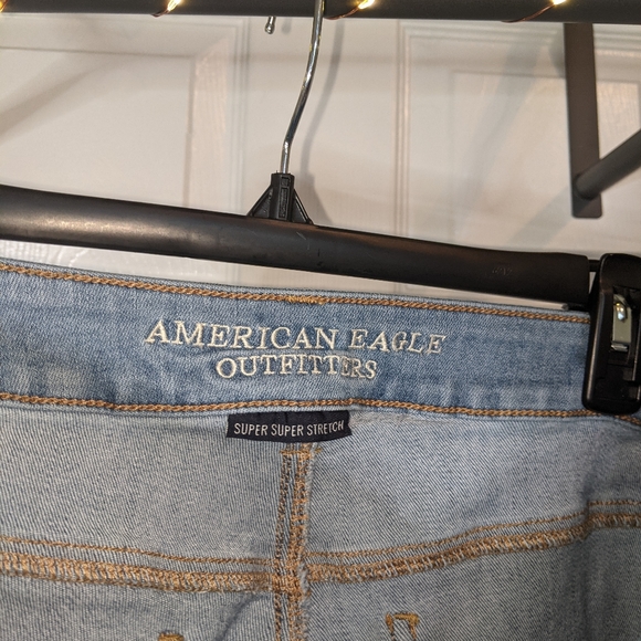 American Eagle Super Super Stretch Midi Shorts - Picture 4 of 5